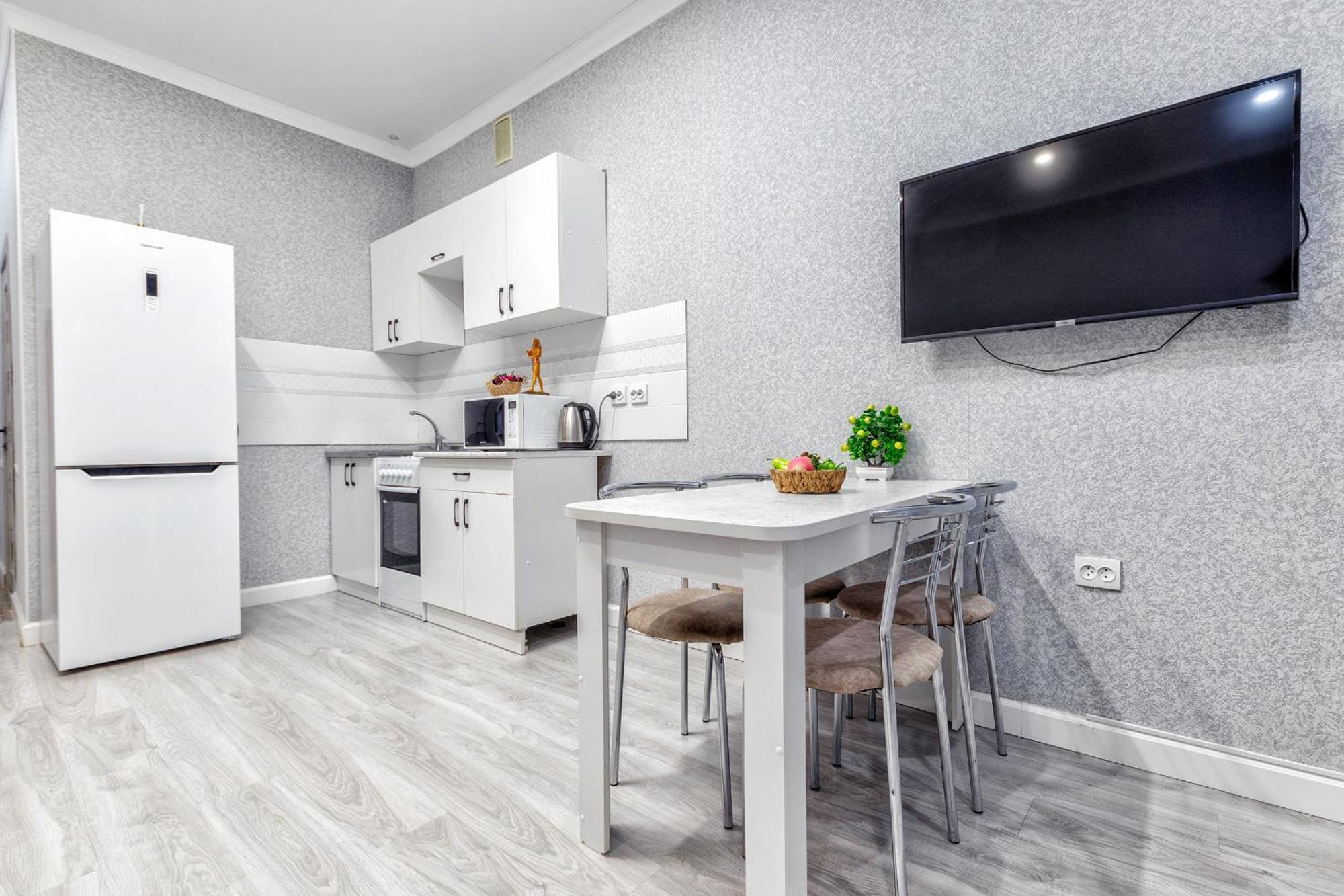 Прекрасная Студия В Элитном Доме Pavlodar Ngoại thất bức ảnh